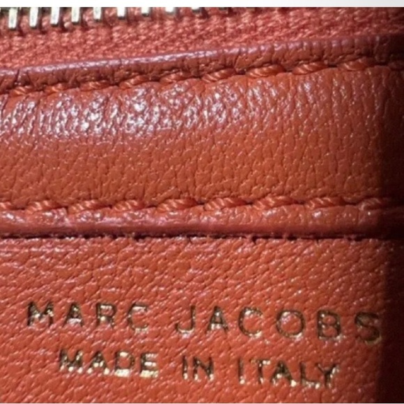 NWT RET 695 Marc Jacobs Mandarin Orange Clutch Gold Hardware - Picture 7 of 8
